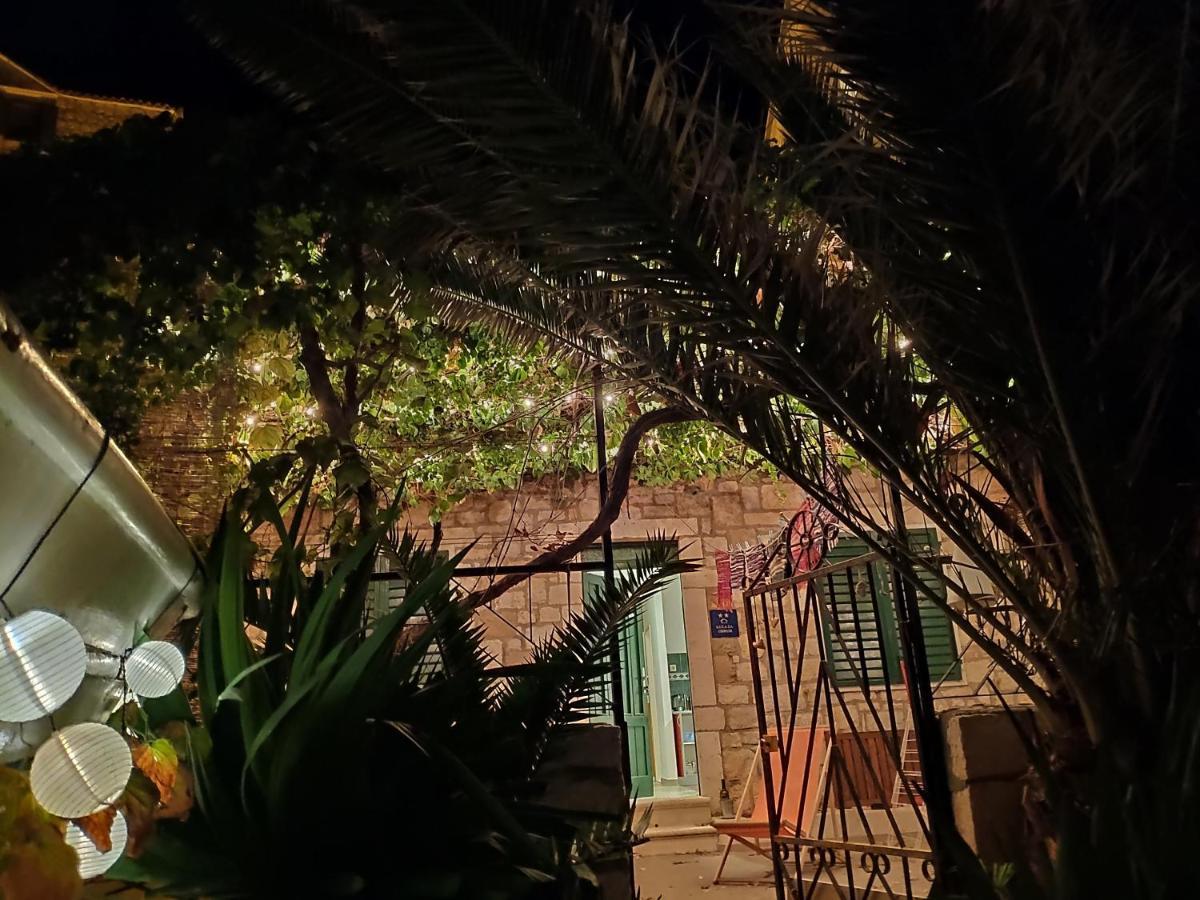 Beach House Gusla Komiža Zewnętrze zdjęcie