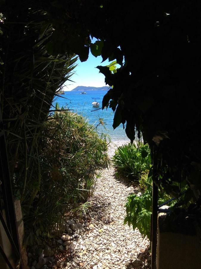Beach House Gusla Komiža Zewnętrze zdjęcie